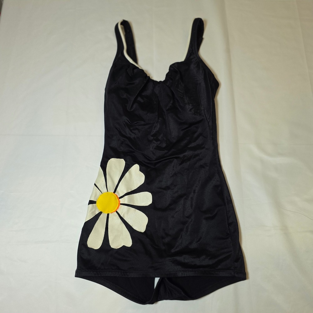 Vintage DeWeese Black Daisy Floral One Piece Swimsuit Size 12 Made in USA Retro